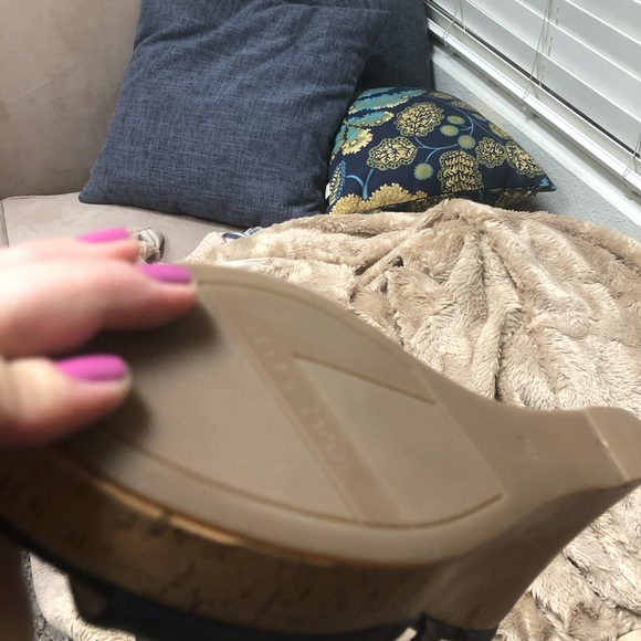 Mark Fisher Navy and Gold Platform Sandals - Picture 4 of 4